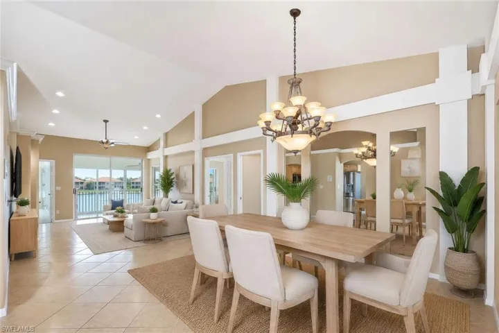 2650 Creek Ln 202, Naples, Florida 34119