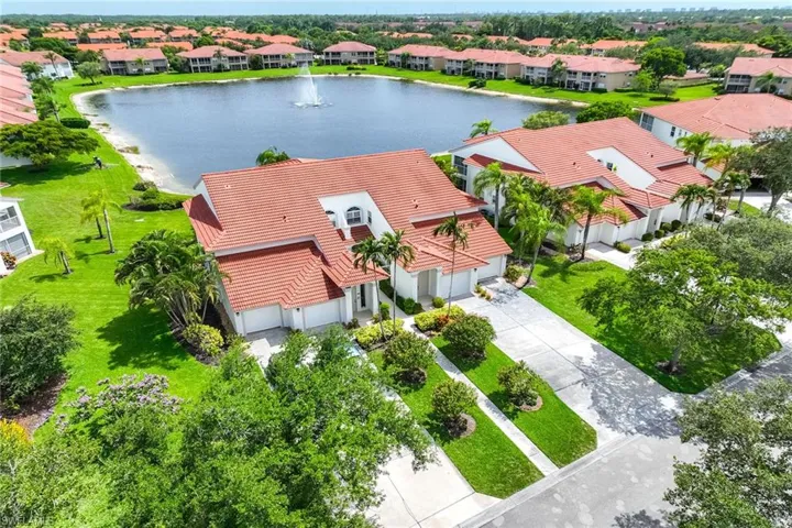 2650 Creek Ln 202, Naples, Florida 34119