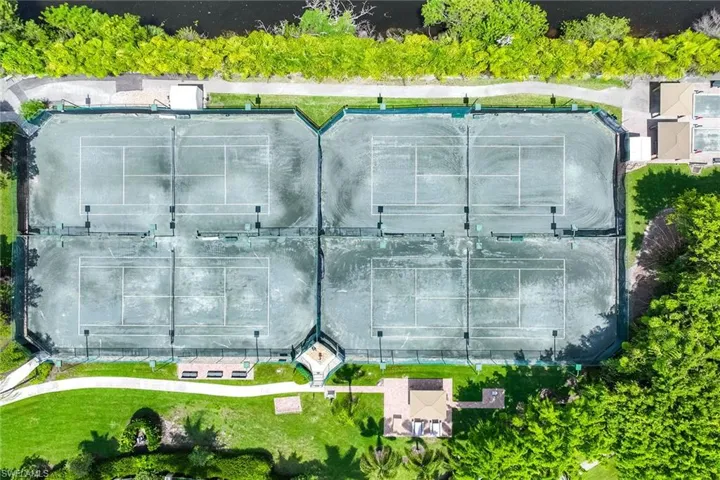 2650 Creek Ln 202, Naples, Florida 34119