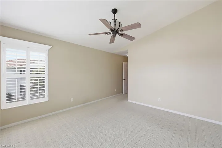 2650 Creek Ln 202, Naples, Florida 34119
