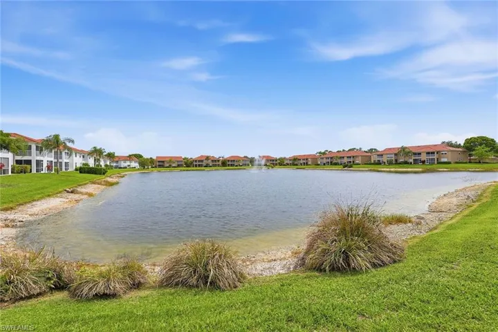 2650 Creek Ln 202, Naples, Florida 34119