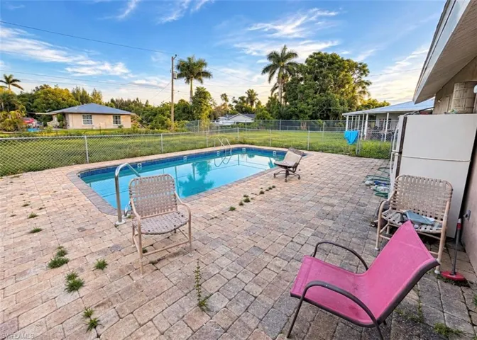 5476 Avenue D, Bokeelia, Florida 33922