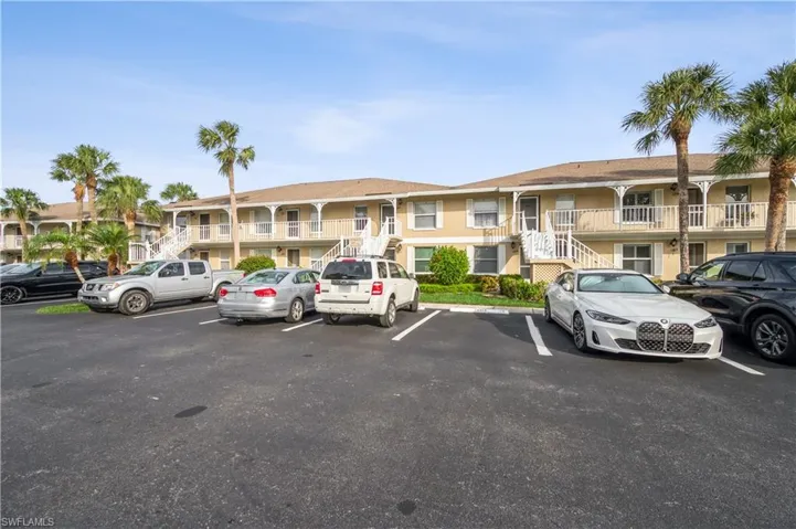 1325 Mainsail Dr 1213, Naples, Florida 34114
