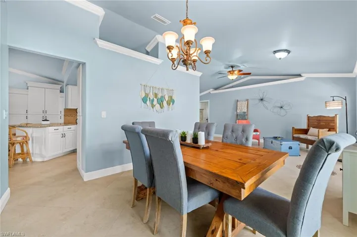 Dining room adjacent to the kitchen