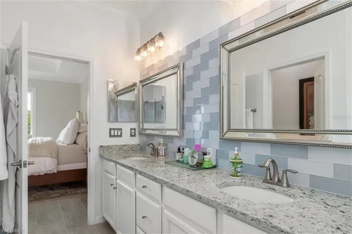 17597 Winding Wood Ln, Punta Gorda, Florida 33982