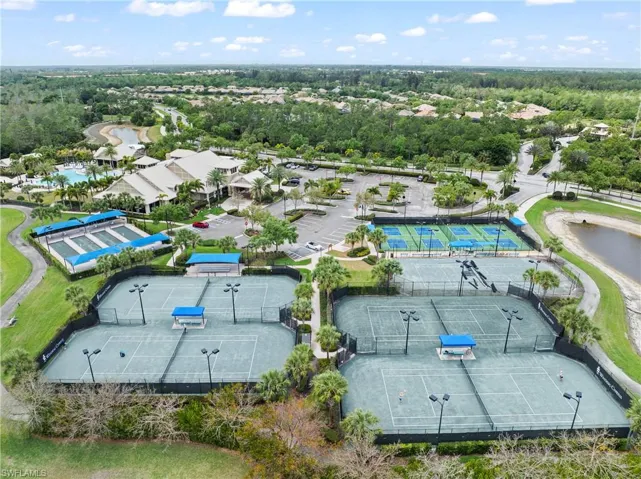 7022 Live Oak Dr, Naples, Florida 34114