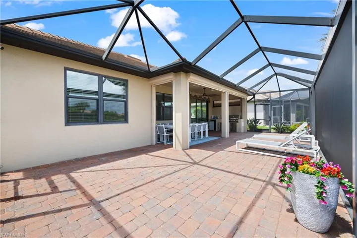 7022  Live Oak  DR, Naples, FL 34114