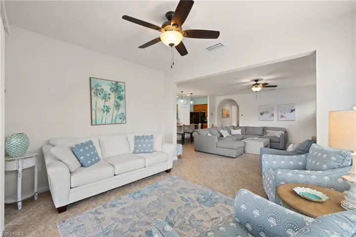 7022 Live Oak Dr, Naples, Florida 34114