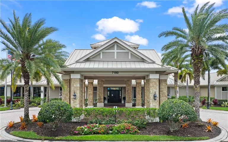7022  Live Oak  DR, Naples, FL 34114