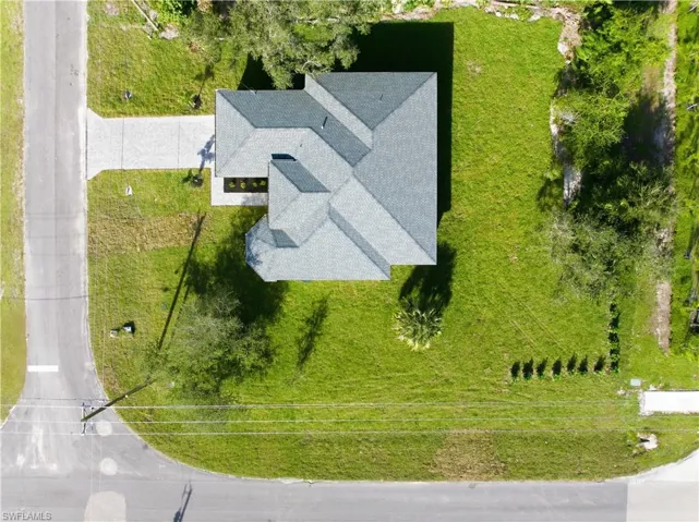 Aerial view of property and surrounding area