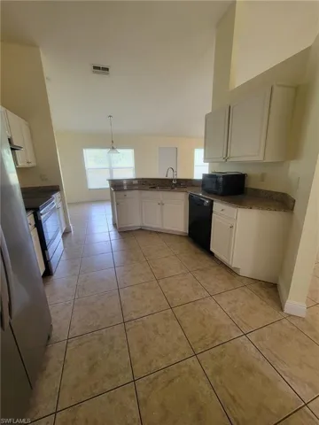 8071  Liriope  LOOP, Lehigh Acres, FL 33972