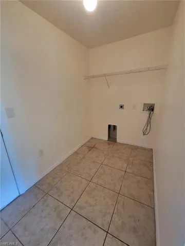 8071  Liriope  LOOP, Lehigh Acres, FL 33972