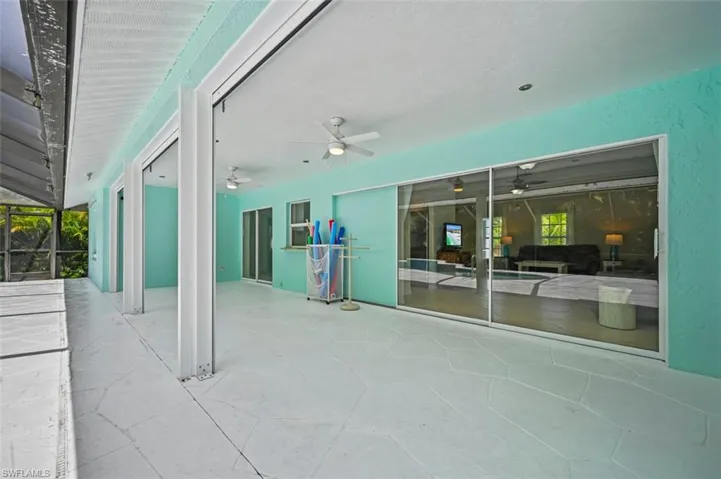View of patio / terrace featuring ceiling fan