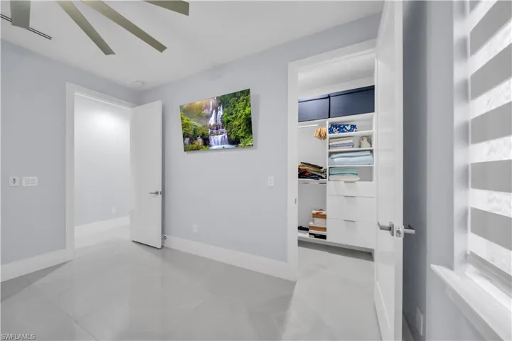 1612 Nw 37th Ave, Cape Coral, Florida 33993
