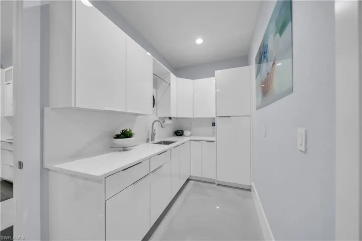 1612 Nw 37th Ave, Cape Coral, Florida 33993