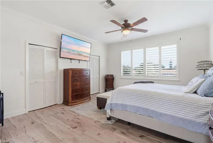 308 Wentworth Ct, Naples, Florida 34104