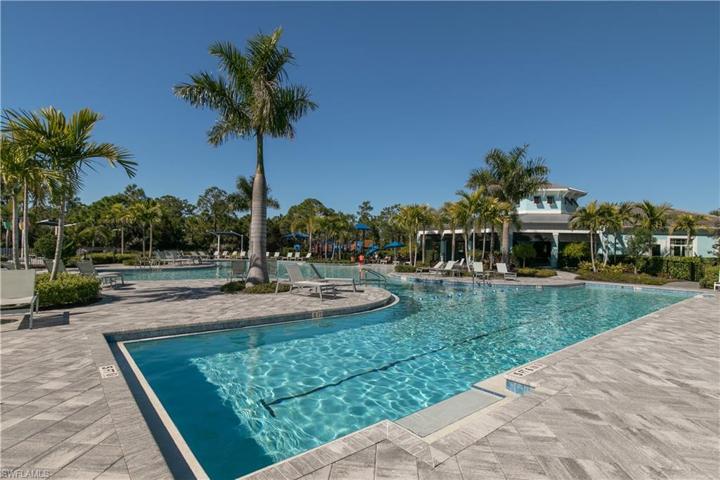 2483 Cagunas CT, CAPE CORAL FL 33909