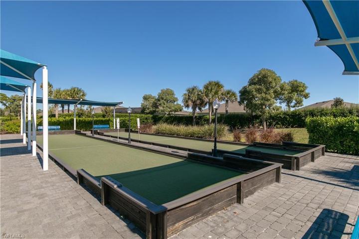 2483 Cagunas CT, CAPE CORAL FL 33909