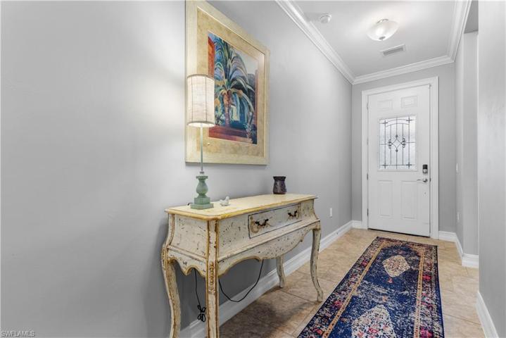 2483 Cagunas CT, CAPE CORAL FL 33909
