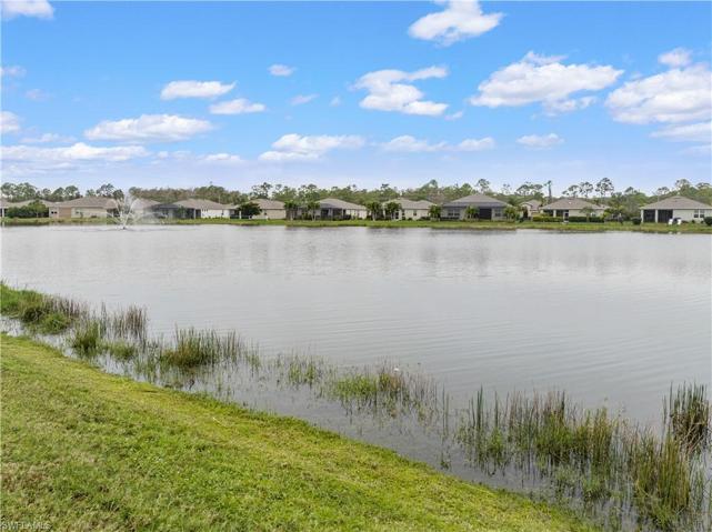 2483 Cagunas CT, CAPE CORAL FL 33909