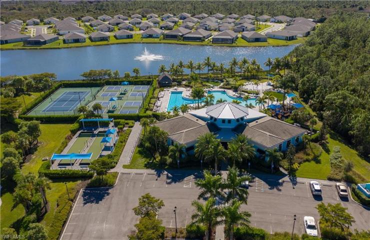 2483 Cagunas CT, CAPE CORAL FL 33909