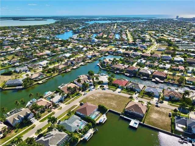 1540 Buccaneer Ct, Marco Island, Florida 34145