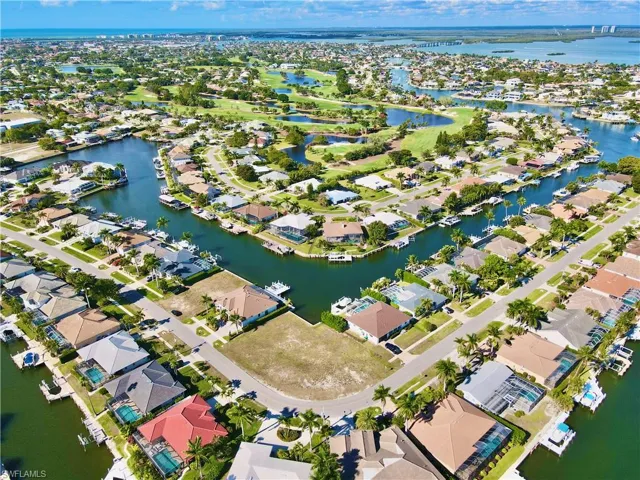 1540 Buccaneer Ct, Marco Island, Florida 34145