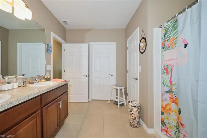 2722 SW 8th  CT, Cape Coral, FL 33914