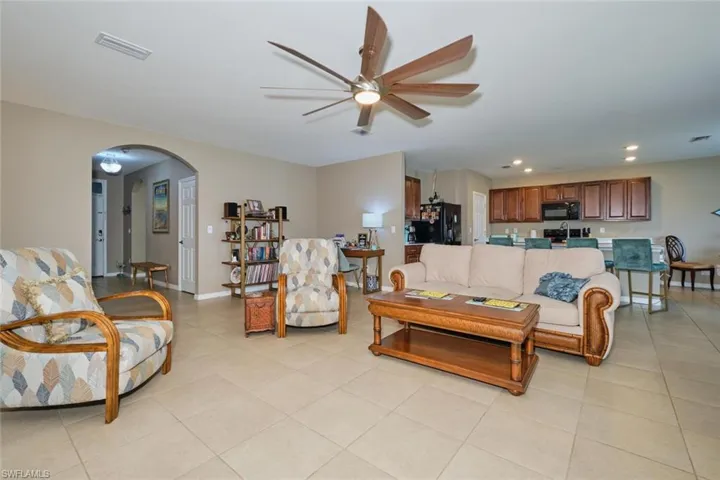 2722 SW 8th  CT, Cape Coral, FL 33914