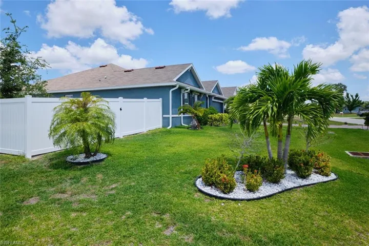 2722 SW 8th  CT, Cape Coral, FL 33914