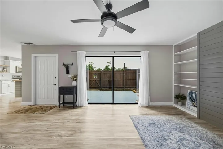 1635 Park Meadows Dr 1, Fort Myers, Florida 33907