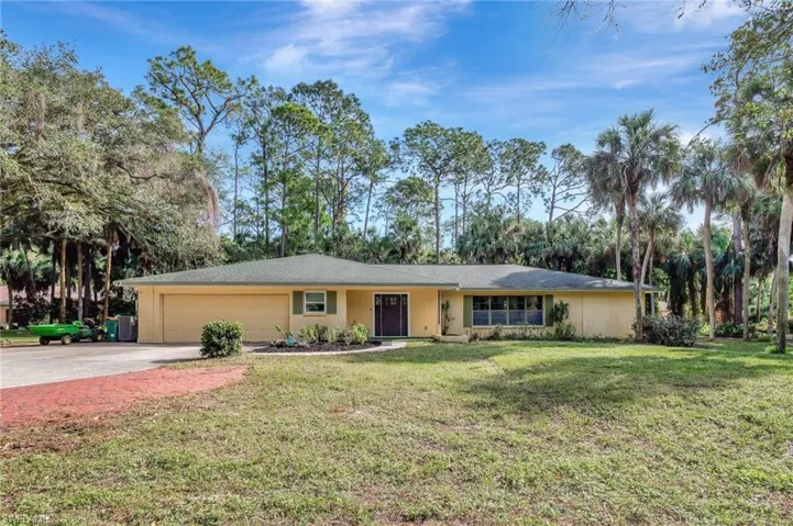 2850  68th SW ST, Naples, FL 34105