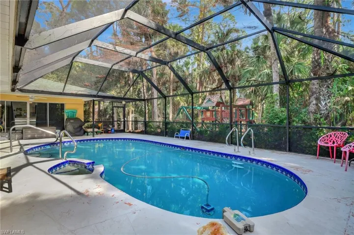 2850  68th SW ST, Naples, FL 34105