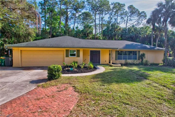 2850  68th SW ST, Naples, FL 34105
