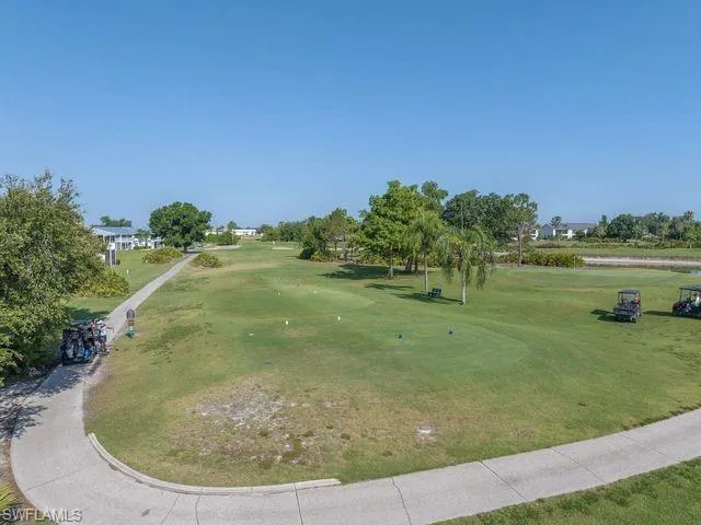 Surrounding community with a yard