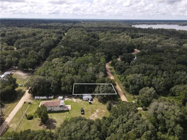 106 Gunner Ave Ave, Interlachen, Florida 32148