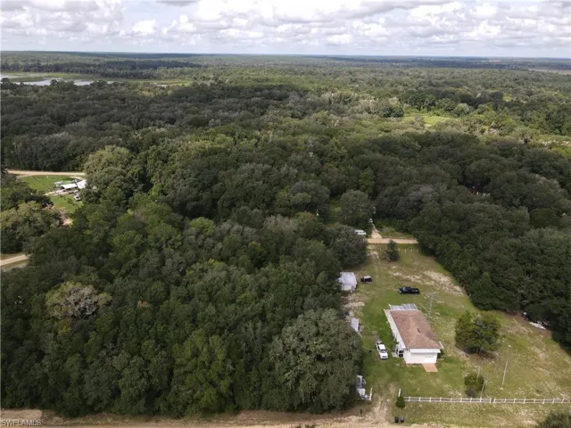 106 Gunner Ave Ave, Interlachen, Florida 32148