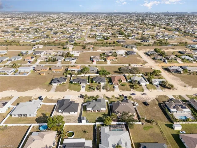 1314 NE 4th  PL, Cape Coral, FL 33909