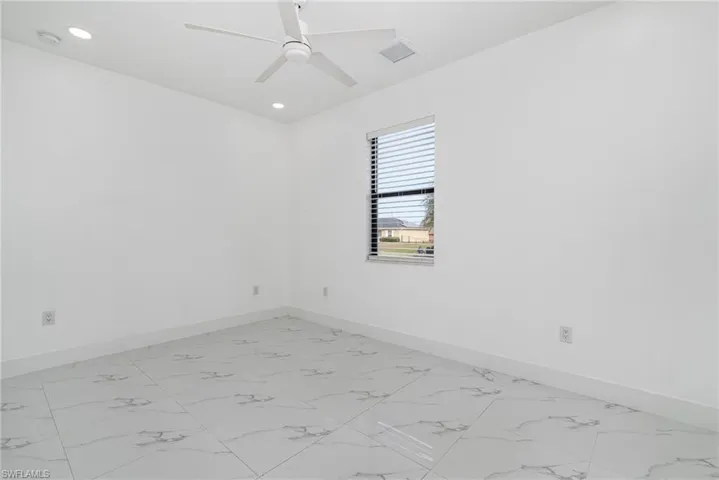 1314 NE 4th  PL, Cape Coral, FL 33909