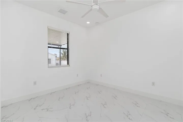 1314 NE 4th  PL, Cape Coral, FL 33909
