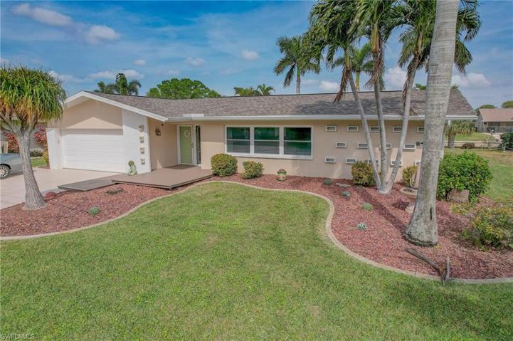 4506 SE 6th  CT, Cape Coral, FL 33904