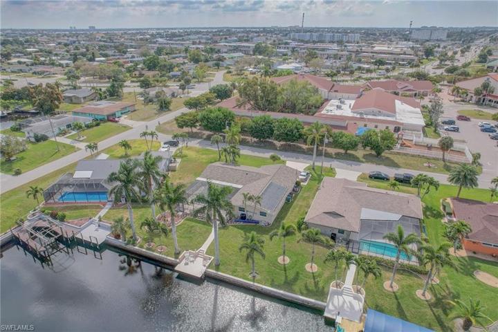 4506 SE 6th  CT, Cape Coral, FL 33904