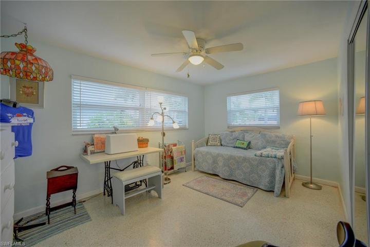 4506 SE 6th  CT, Cape Coral, FL 33904