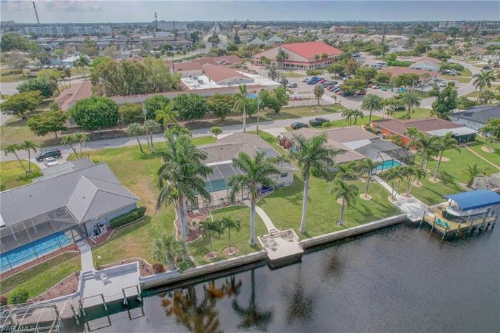 4506 SE 6th  CT, Cape Coral, FL 33904