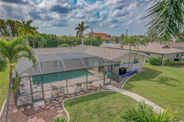 4506 SE 6th  CT, Cape Coral, FL 33904