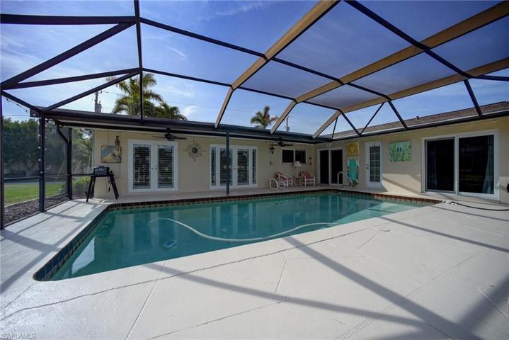 4506 SE 6th  CT, Cape Coral, FL 33904