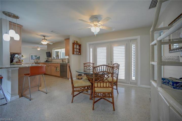 4506 SE 6th  CT, Cape Coral, FL 33904