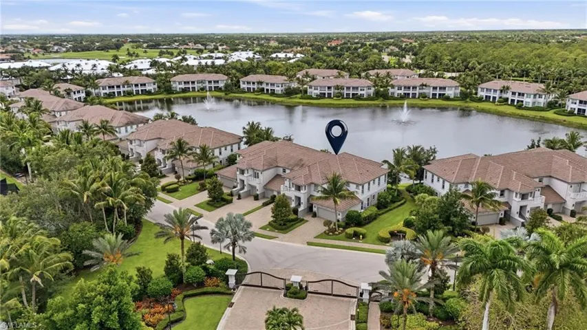 8066 Signature Club Cir 102, Naples, Florida 34113