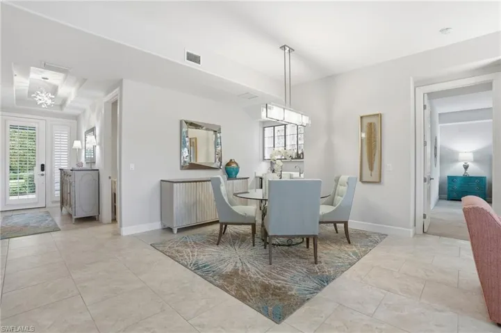 8066 Signature Club Cir 102, Naples, Florida 34113