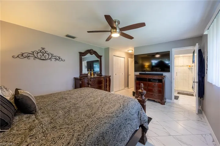 531 Pangola Dr, North Fort Myers, Florida 33903